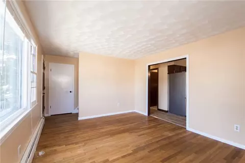 208 Killingly St, Providence, RI 02909 photo 13