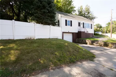 208 Killingly St, Providence, RI 02909 photo 1
