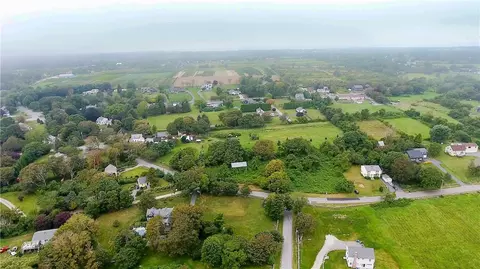 1249 Wapping Rd, Middletown, RI 02842 photo 21