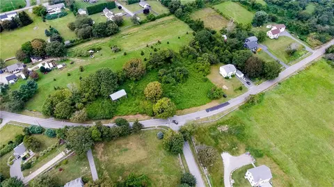 1249 Wapping Rd, Middletown, RI 02842 photo 10