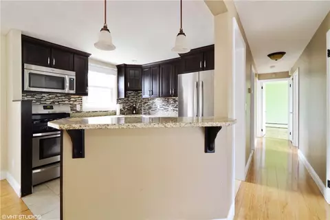 15 Dedham Rd, Warwick, RI 02888 photo 5