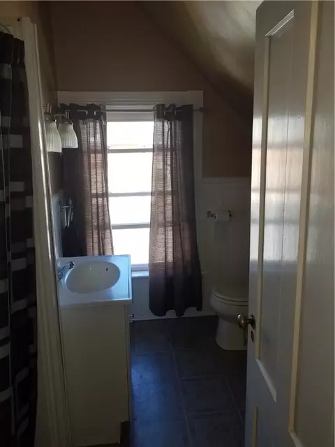 194 Logee St, Woonsocket, RI 02895 photo 31
