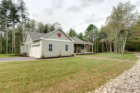 46 Cross Rd, Glocester, RI 02814 photo 3