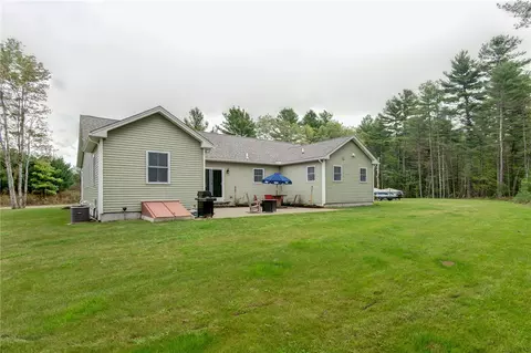 46 Cross Rd, Glocester, RI 02814 photo 5