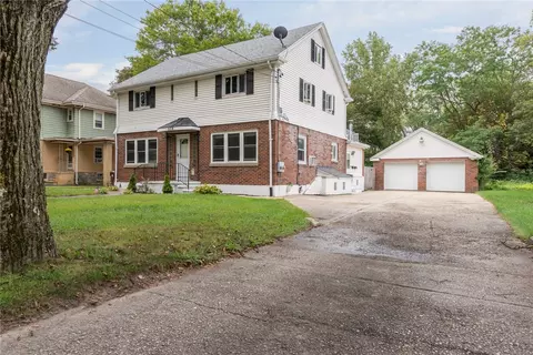 556 Harris Ave, Woonsocket, RI 02895 photo 1