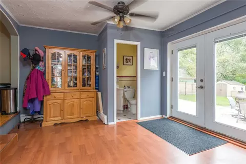 556 Harris Ave, Woonsocket, RI 02895 photo 12