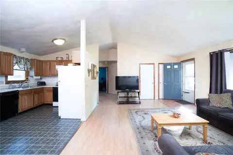 67 Brightside Ave, Warwick, RI 02889 photo 3
