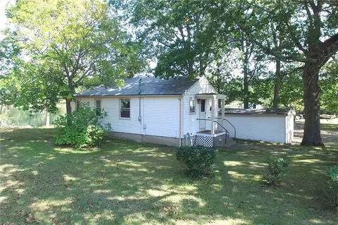3 Hunter St, Warwick, RI 02886 photo 6