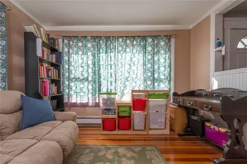 66 Cranston St, Woonsocket, RI 02895 photo 6