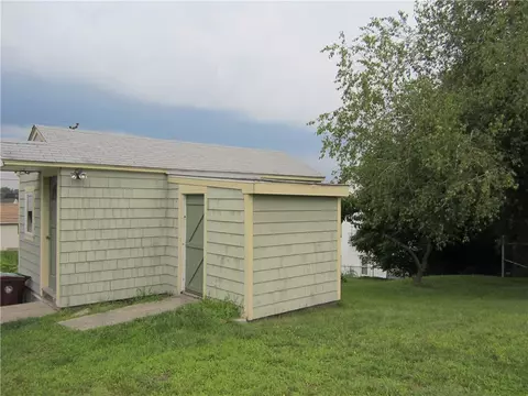70 Thomas St, Woonsocket, RI 02895 photo 31