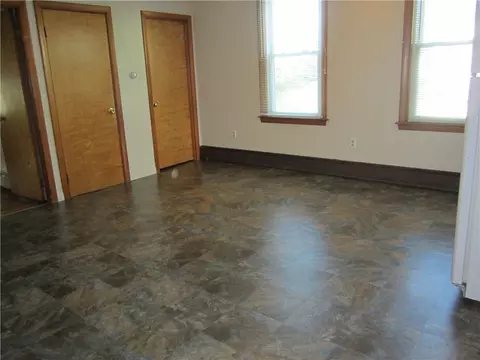 70 Thomas St, Woonsocket, RI 02895 photo 13