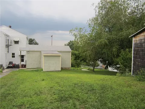 70 Thomas St, Woonsocket, RI 02895 photo 29