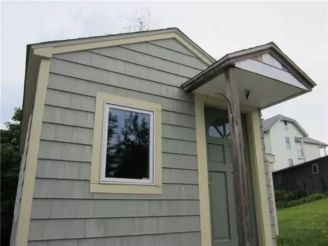 70 Thomas St, Woonsocket, RI 02895 photo 32
