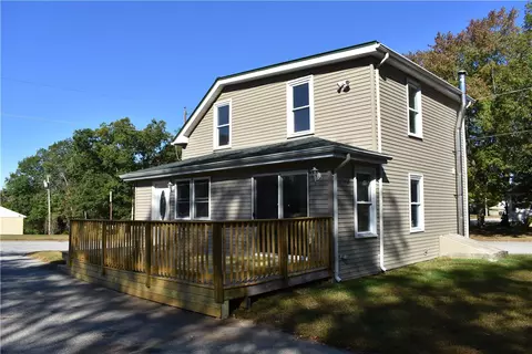 110 Louise St, Woonsocket, RI 02895 photo 14