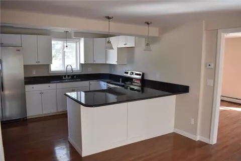 110 Louise St, Woonsocket, RI 02895 photo 5