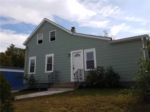 65 E Main St, West Warwick, RI 02893 photo 1