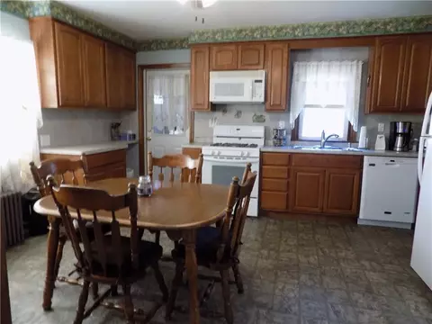 485 Providence St, Woonsocket, RI 02895 photo 5