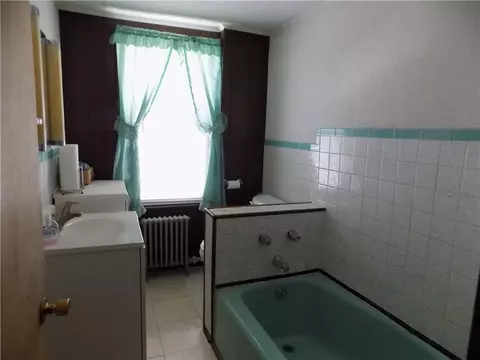 485 Providence St, Woonsocket, RI 02895 photo 7