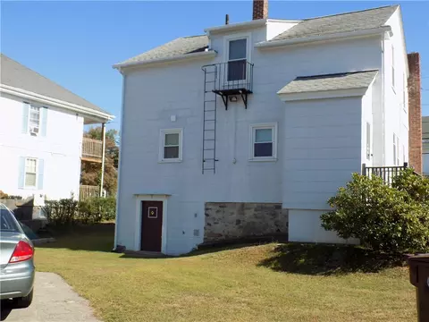 485 Providence St, Woonsocket, RI 02895 photo 3