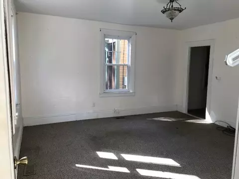 76 W School St, Woonsocket, RI 02895 photo 9