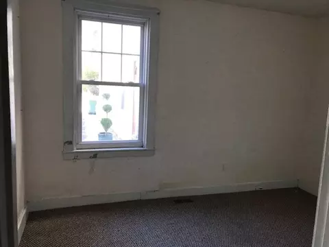 76 W School St, Woonsocket, RI 02895 photo 13