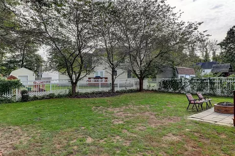 4 Bridal Ave, Warwick, RI 02886 photo 31