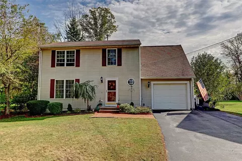 4 Bridal Ave, Warwick, RI 02886 photo 1