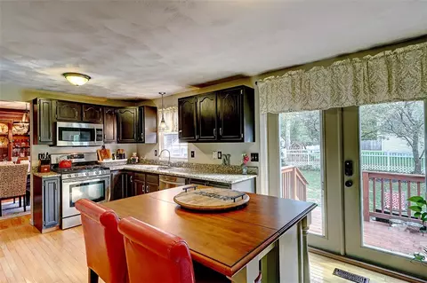 4 Bridal Ave, Warwick, RI 02886 photo 16