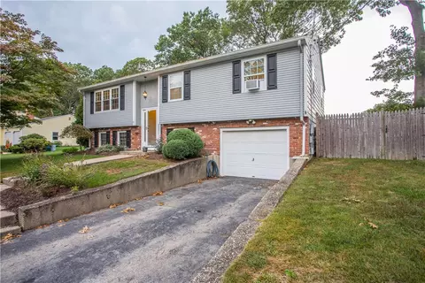 21 Bunting Rd, Warwick, RI 02889 photo 3