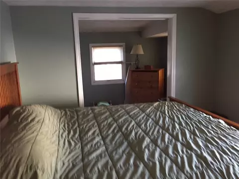 30 Rand St, Warwick, RI 02889 photo 2