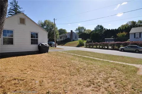 151 Dana St, Woonsocket, RI 02895 photo 34