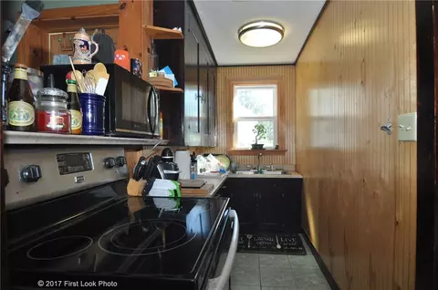 151 Dana St, Woonsocket, RI 02895 photo 8