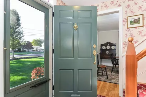 324 Spring Green Rd, Warwick, RI 02888 photo 8