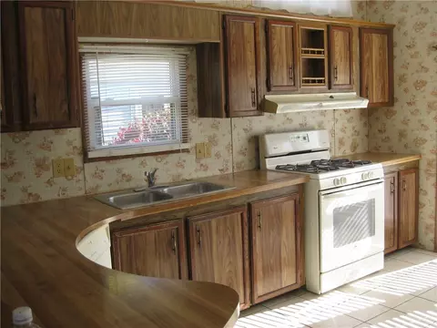 30 Lear Dr, Coventry, RI 02816 photo 3
