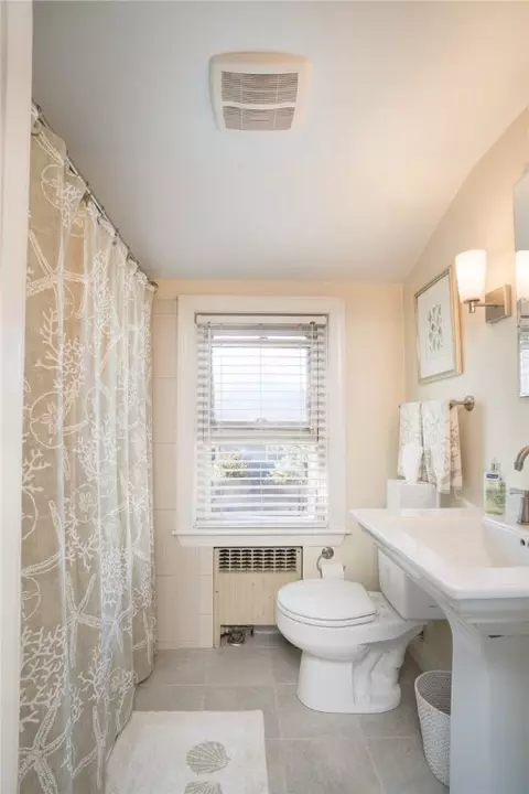 237 W Shore Rd, Warwick, RI 02889 photo 15