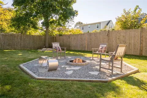 237 W Shore Rd, Warwick, RI 02889 photo 25