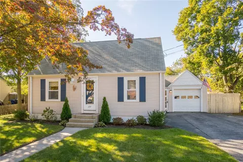 237 W Shore Rd, Warwick, RI 02889 photo 28