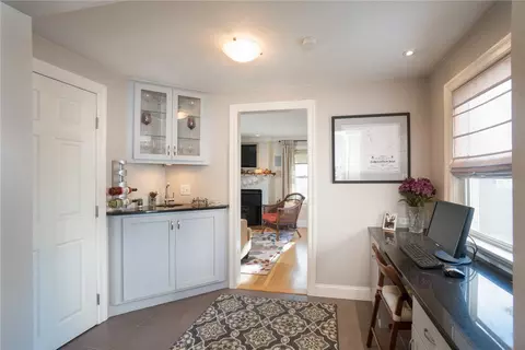237 W Shore Rd, Warwick, RI 02889 photo 10