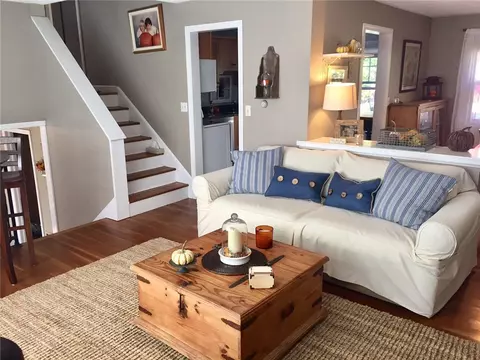 48 Old Post Rd, Westerly, RI 02891 photo 3