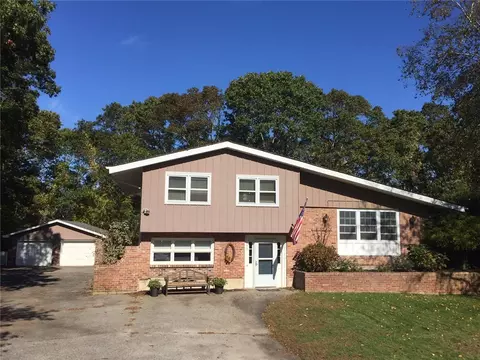48 Old Post Rd, Westerly, RI 02891 photo 1