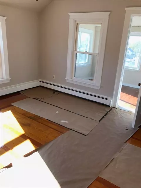 78 Gilbert St, Woonsocket, RI 02895 photo 8