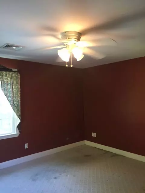 16 Phillips Ct, Cranston, RI 02921 photo 15