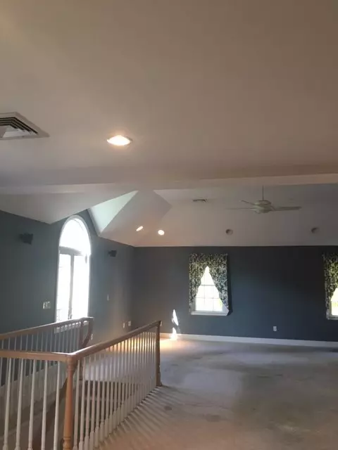 16 Phillips Ct, Cranston, RI 02921 photo 14