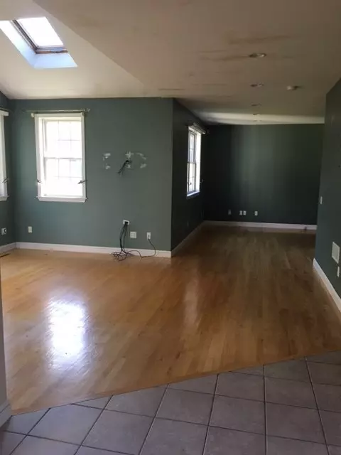 16 Phillips Ct, Cranston, RI 02921 photo 6