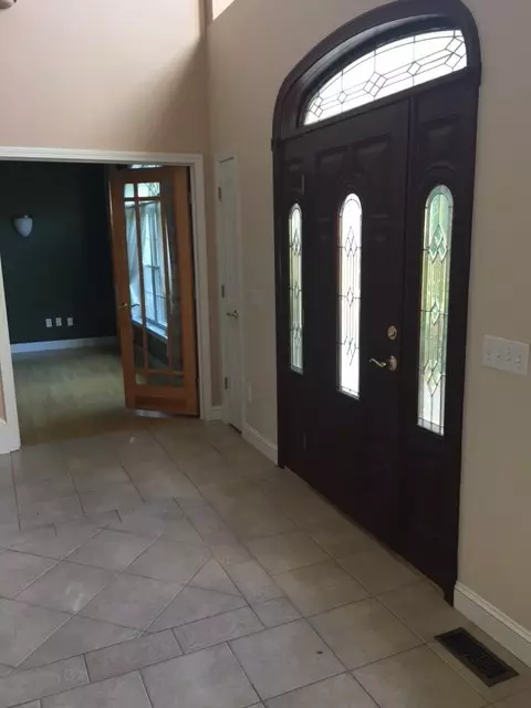 16 Phillips Ct, Cranston, RI 02921 photo 10