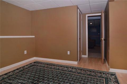 33 Gateway Ct, Warwick, RI 02889 photo 23