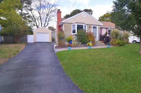 39 Lindy Ave, Warwick, RI 02889 photo 32