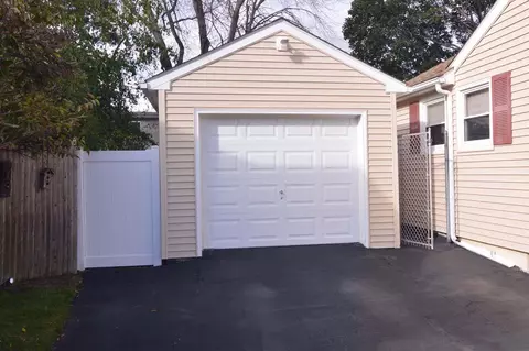 39 Lindy Ave, Warwick, RI 02889 photo 31