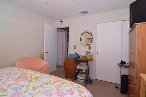 39 Lindy Ave, Warwick, RI 02889 photo 15