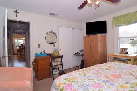39 Lindy Ave, Warwick, RI 02889 photo 16